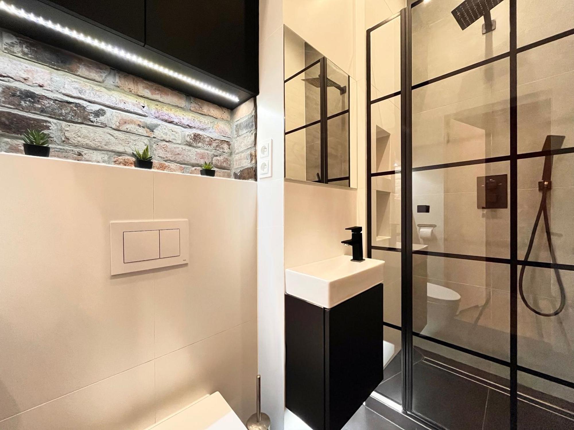 Large 75 M2 Apartment For 6 Guests Next To Wawel Castle Краков Экстерьер фото