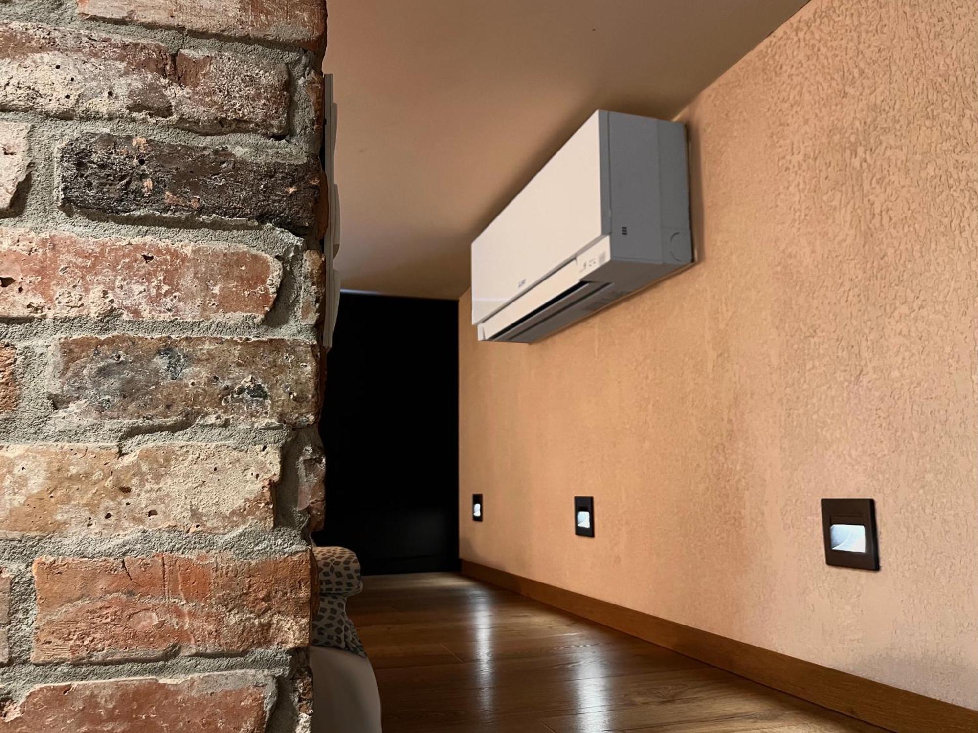 Large 75 M2 Apartment For 6 Guests Next To Wawel Castle Краков Экстерьер фото